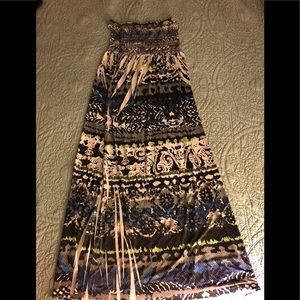 Sleeveless long dress